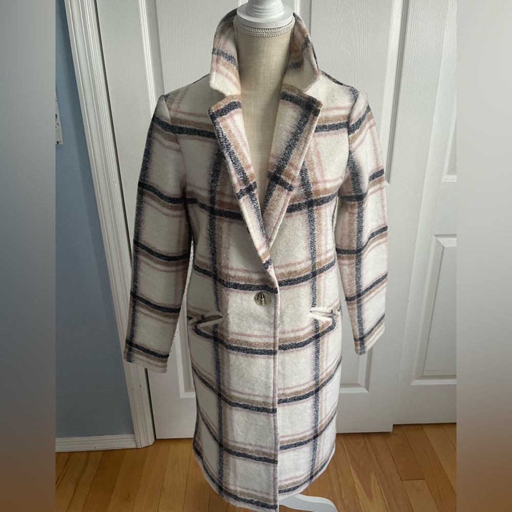 Rachel Zoe White, Navy, Pink, Tan Winter Coat- Size XS